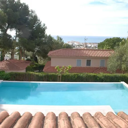 Exclusiva De Lujo Con Piscina En Villa Alcossebre